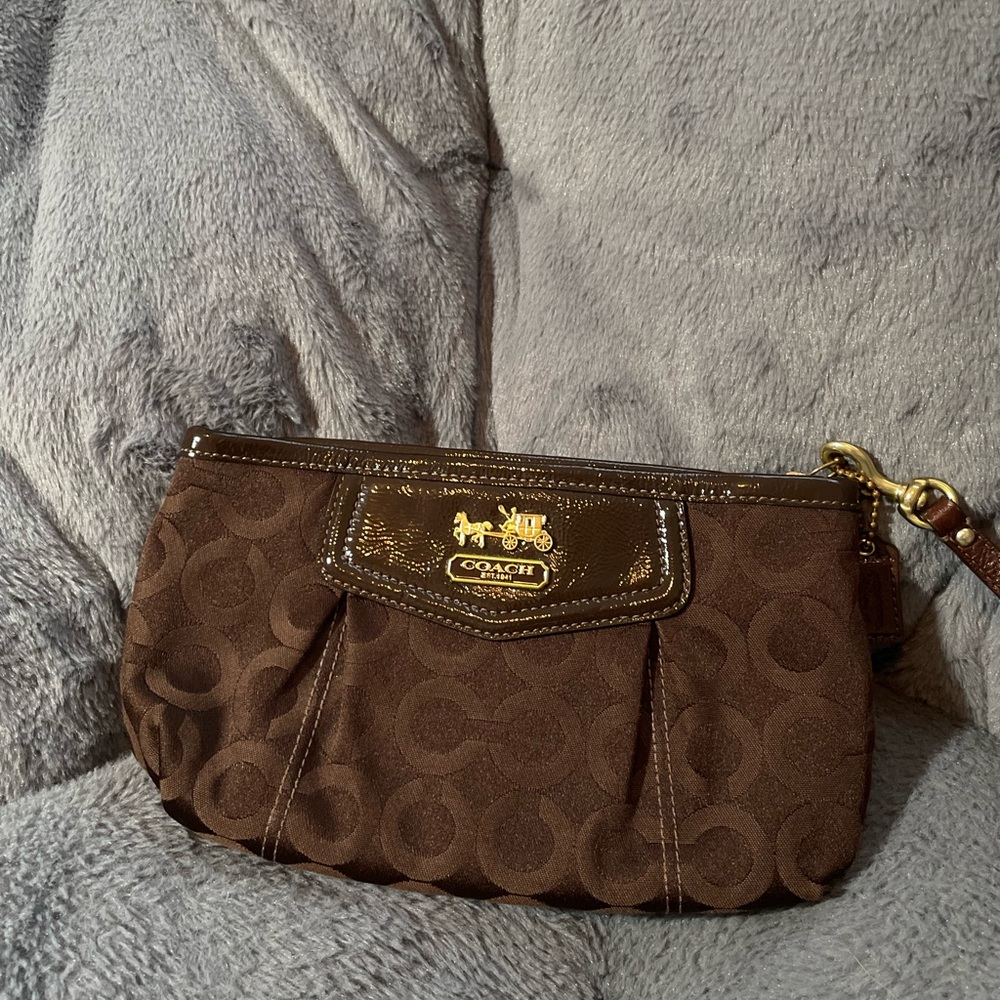 Coach Madison Opt Art Wristlet🤎